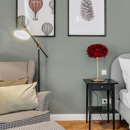 Stylovy Apartman V Centre Mesta Братислава Екстериор снимка