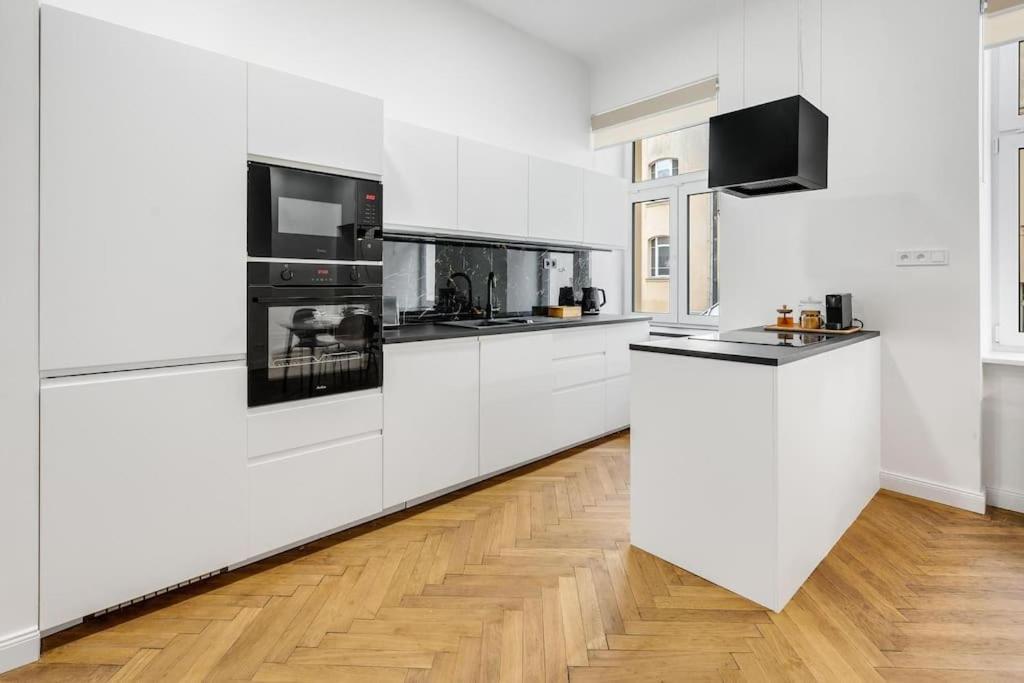 Stylovy Apartman V Centre Mesta Братислава Екстериор снимка